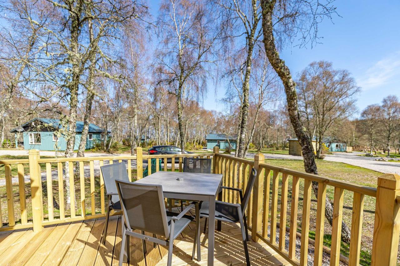 Thistle Lodge 21 With Hot Tub Belladrum Экстерьер фото